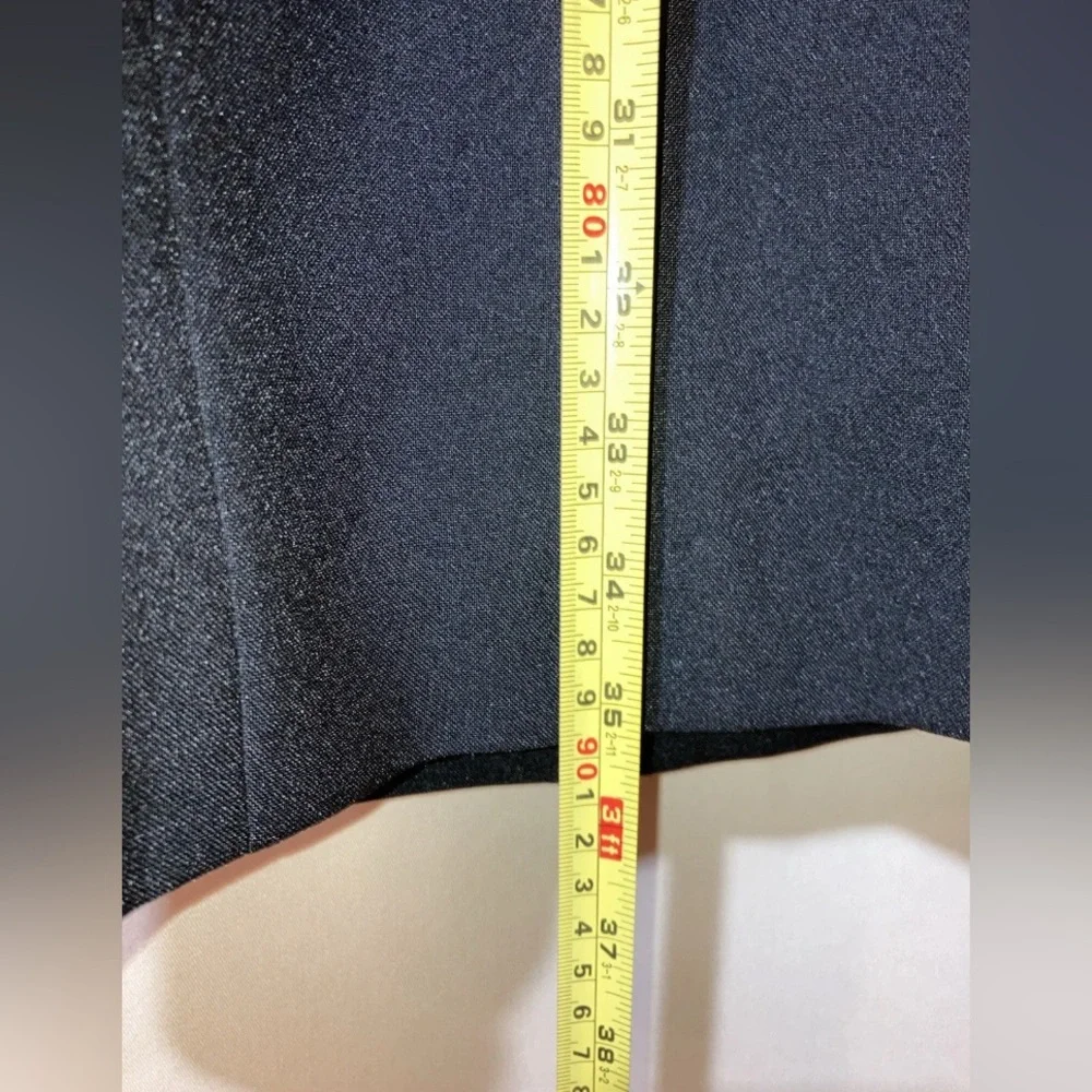 Larry Levine Black Classic Skirt Suit Sz 12 - Picture 5 of 8